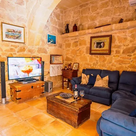 Matli Farmhouse - A Beautiful Gozo Getaway * Munxar