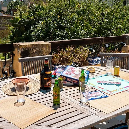 Matli Farmhouse - A Beautiful Gozo Getaway Villa Munxar