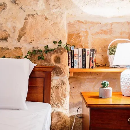 Matli Farmhouse - A Beautiful Gozo Getaway Munxar